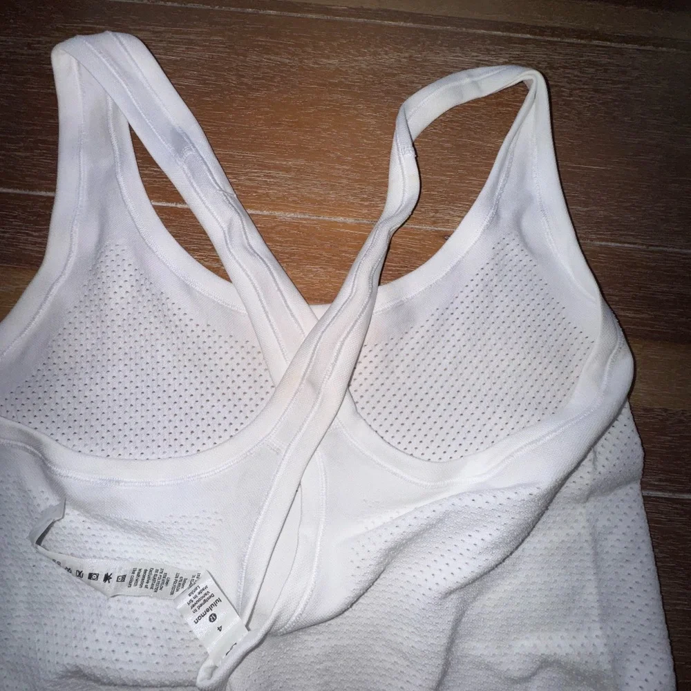 Lululemon Flex On Court Dress - size 4 - Picture 5 of 6